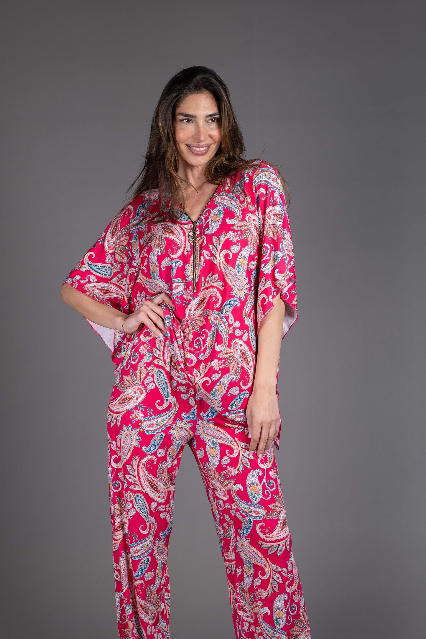 Conjunto cremallera de licra fría estampado en cachemir fuxia