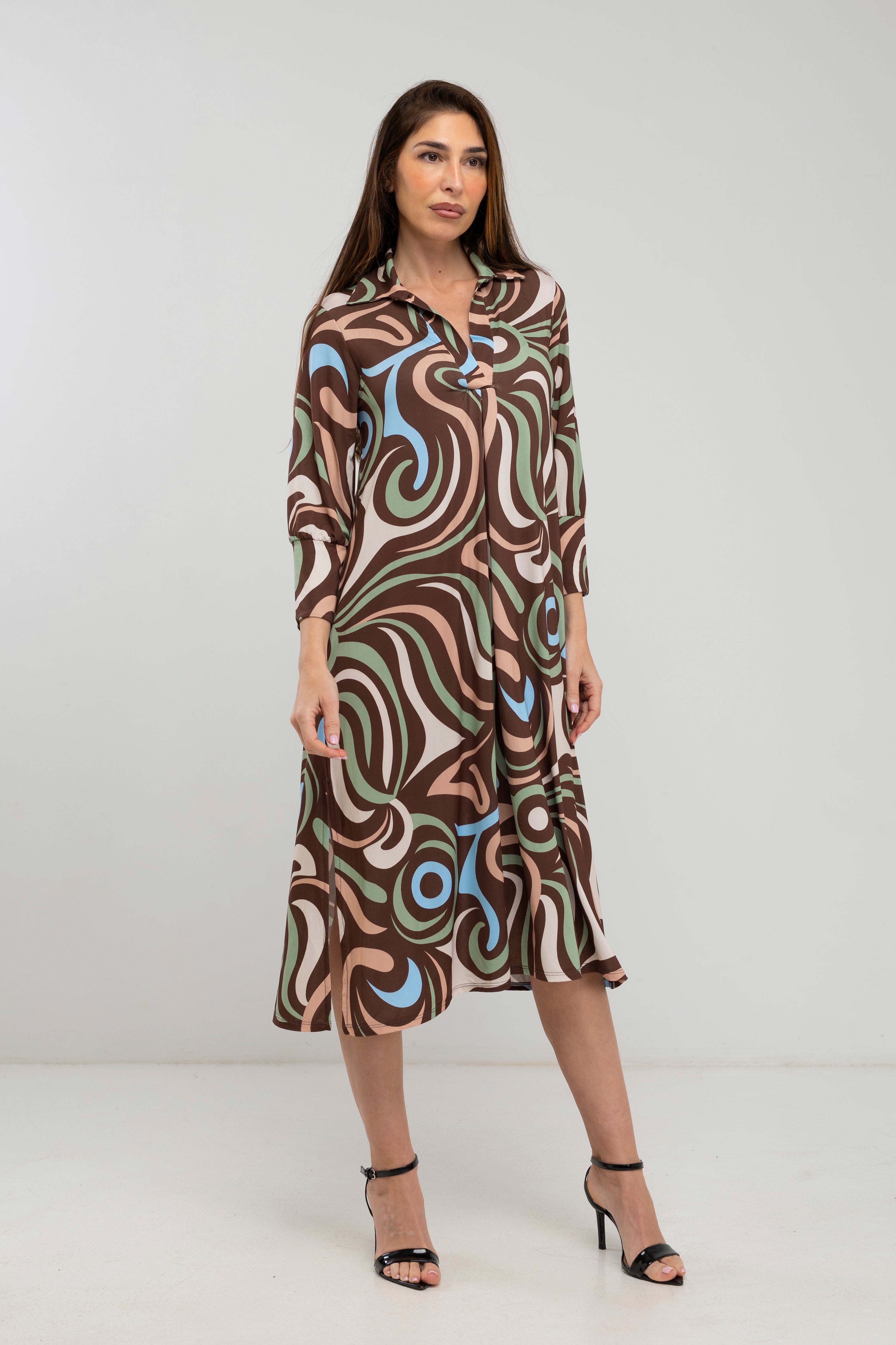 Vestido midi de cuello polo estampado