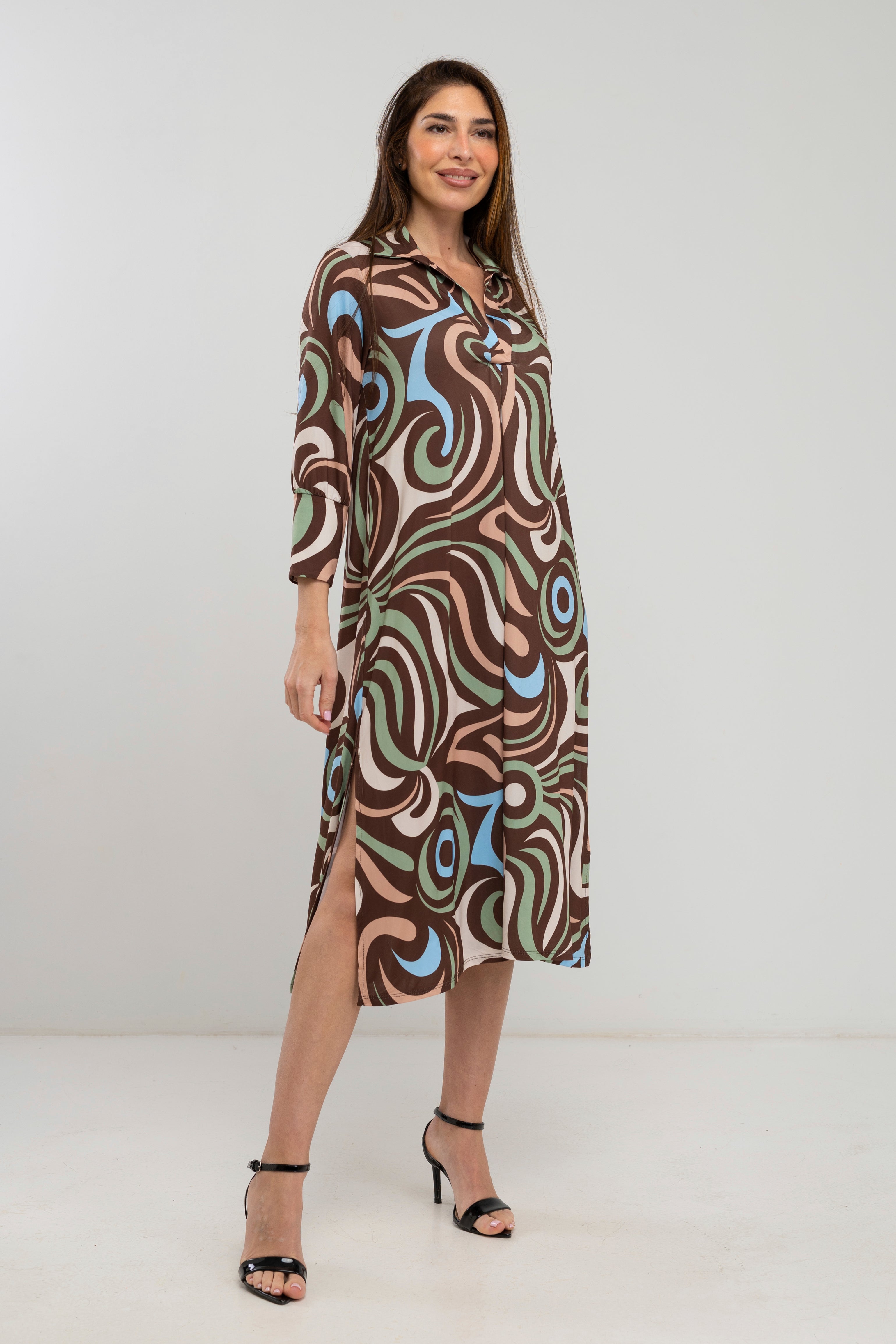 Vestido midi de cuello polo estampado