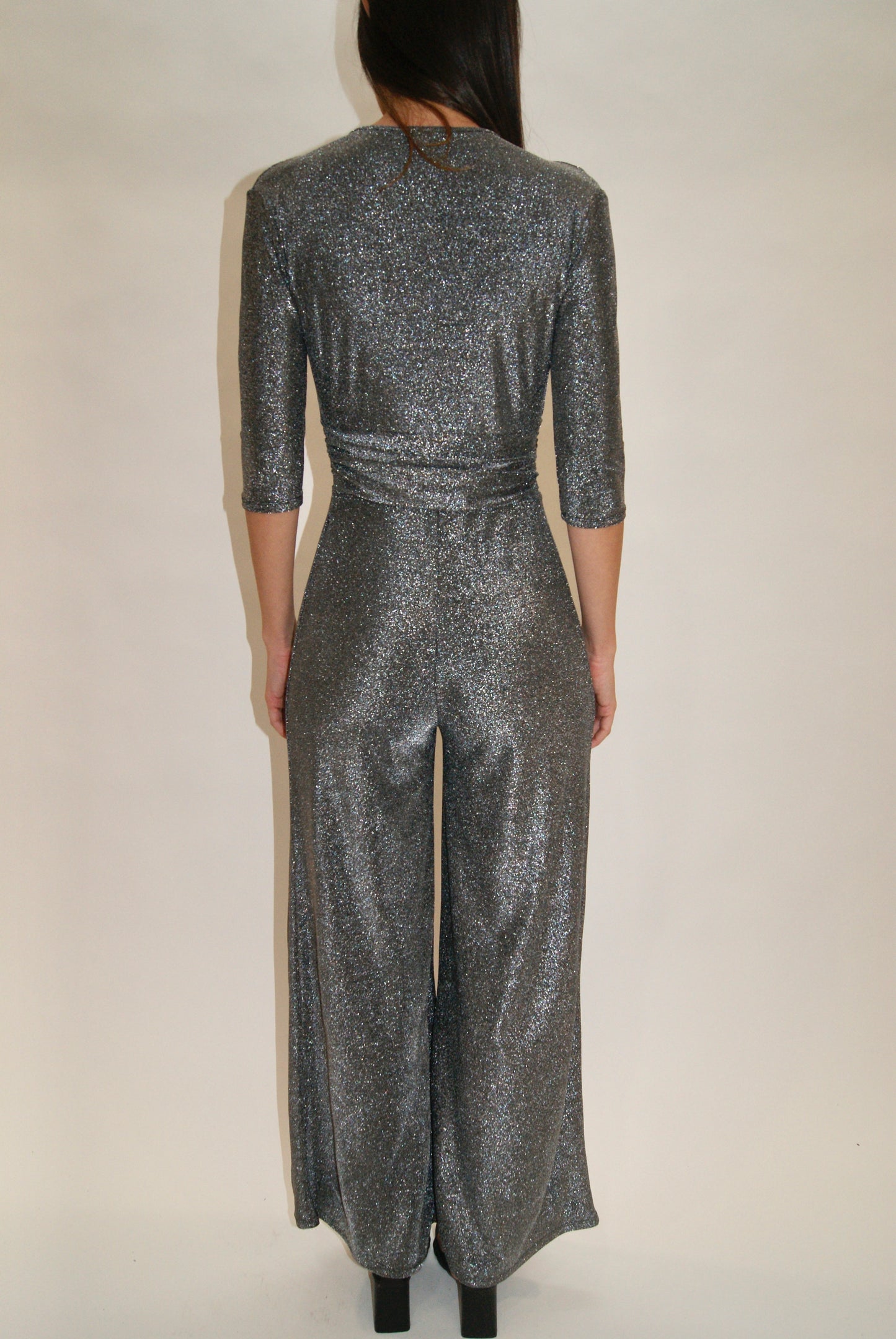 Mono de Fiesta Plata para Mujer – Ideal para Navidad, Nochebuena y Eventos Especiales