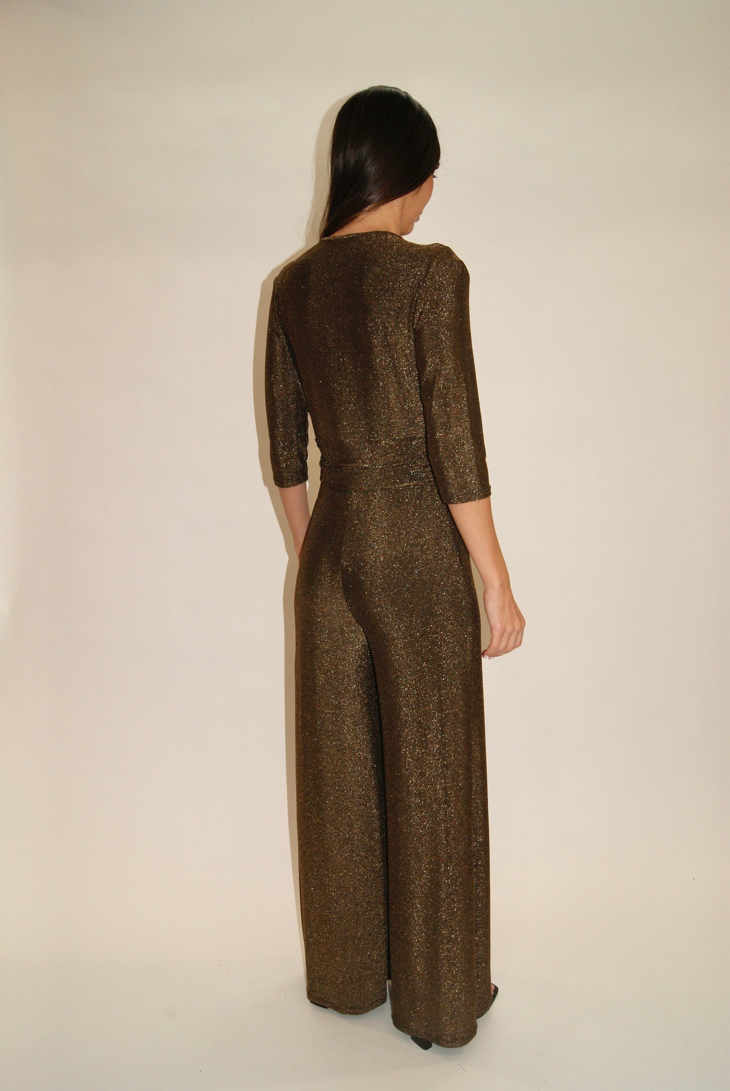 Mono de Fiesta Dorado para Mujer – Ideal para Navidad, Nochebuena y Eventos Especiales (Copia)