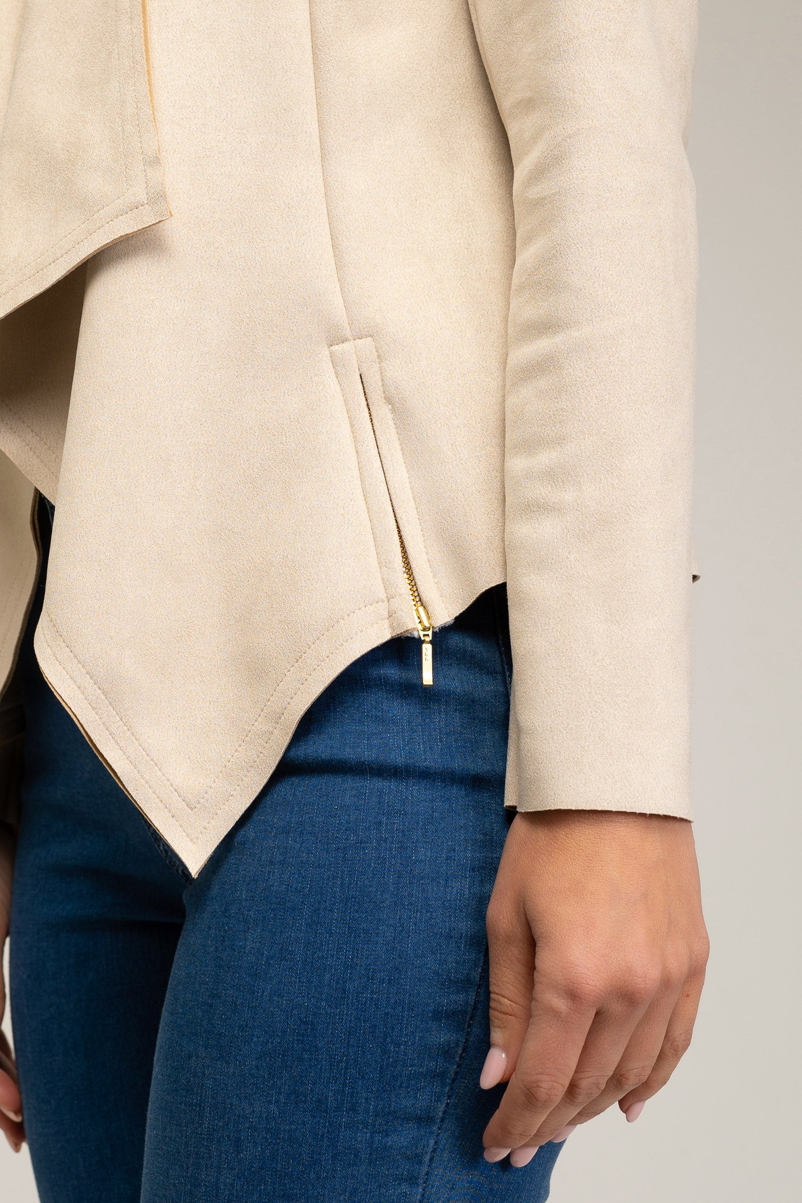 Chaqueta antelina crudo