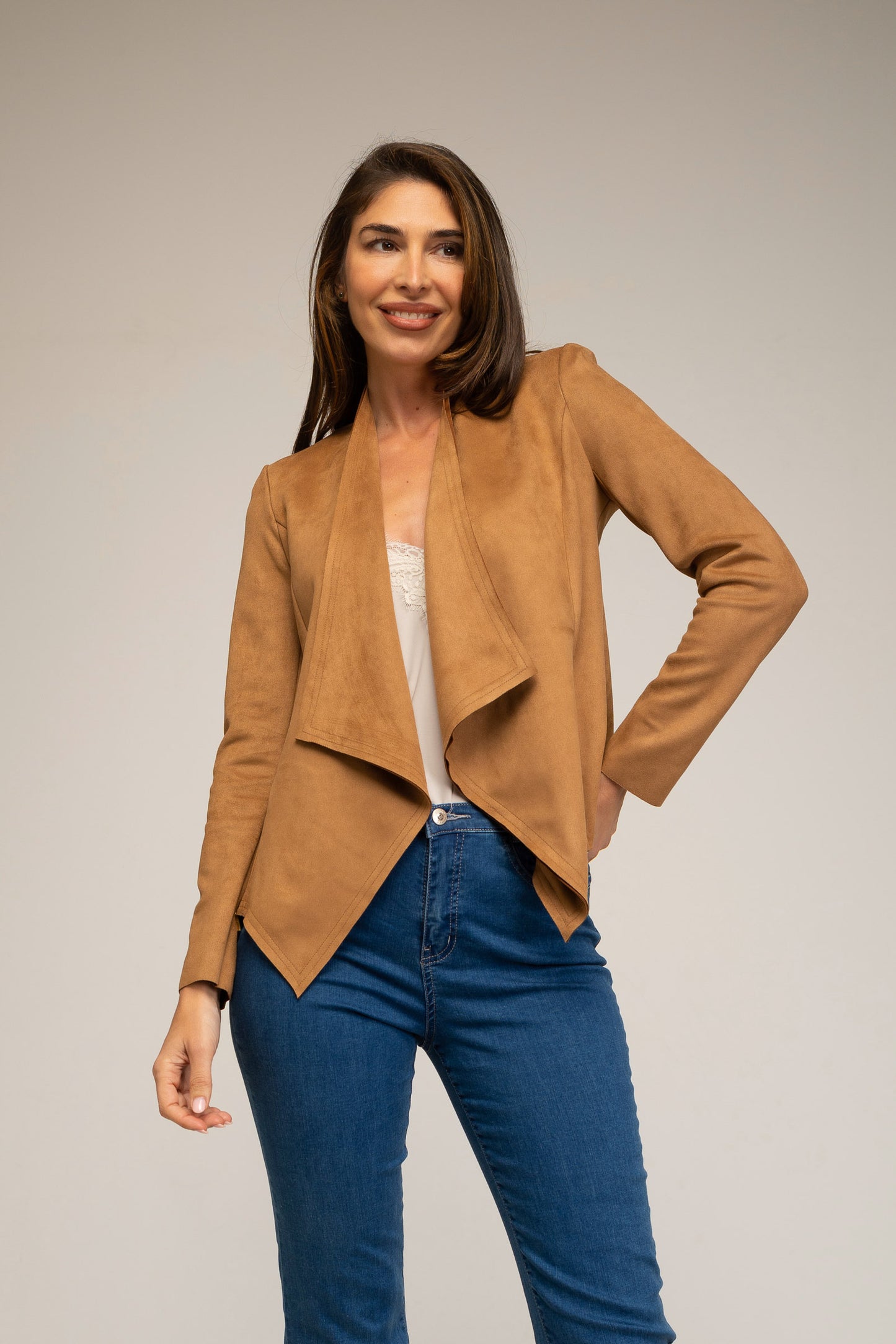 Chaqueta antelina camel