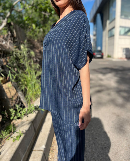 Conjunto túnica escote pico y pantalón en raya marino