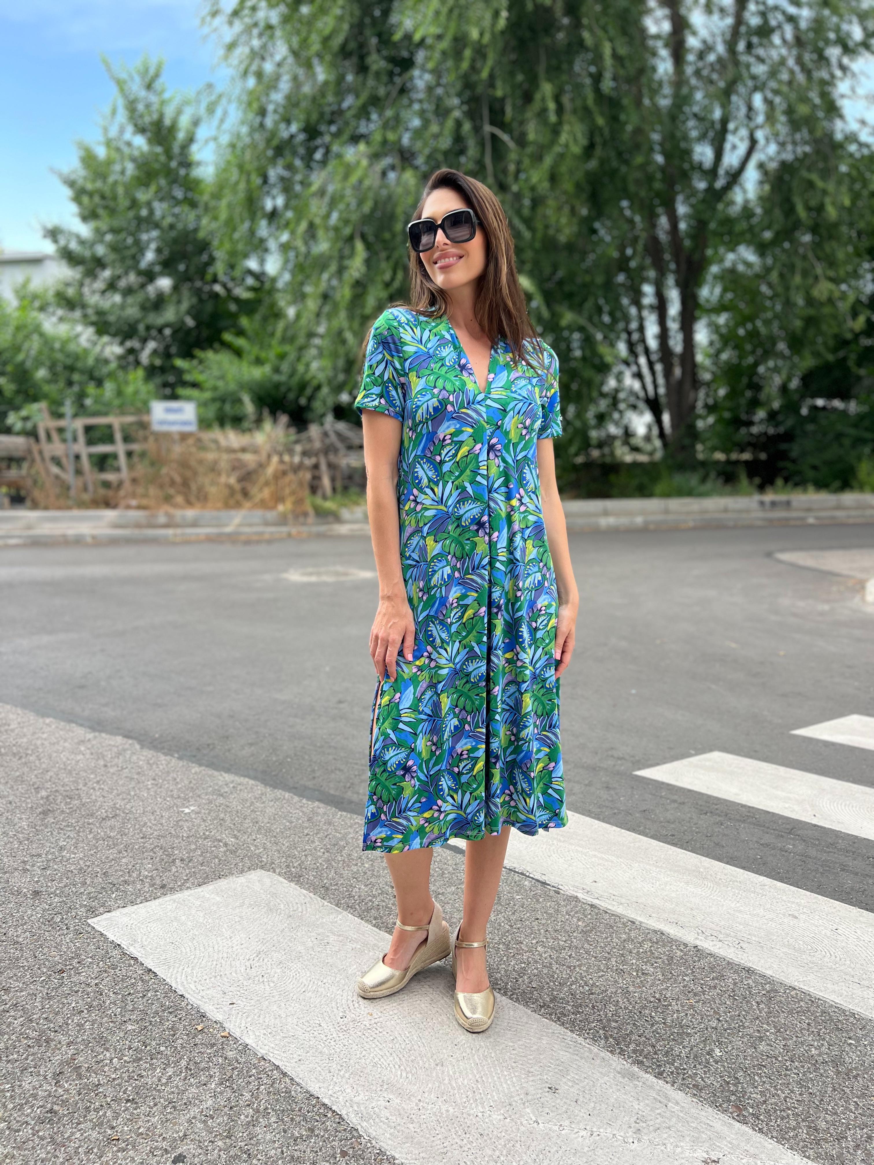 Vestido Midi escote pico estampado verde/azul