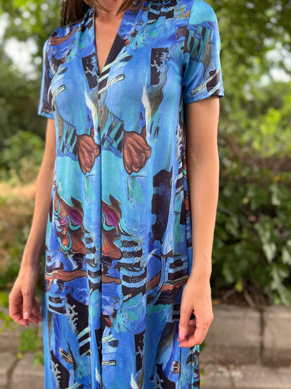 Vestido Midi escote pico estampado fondo azul/choco