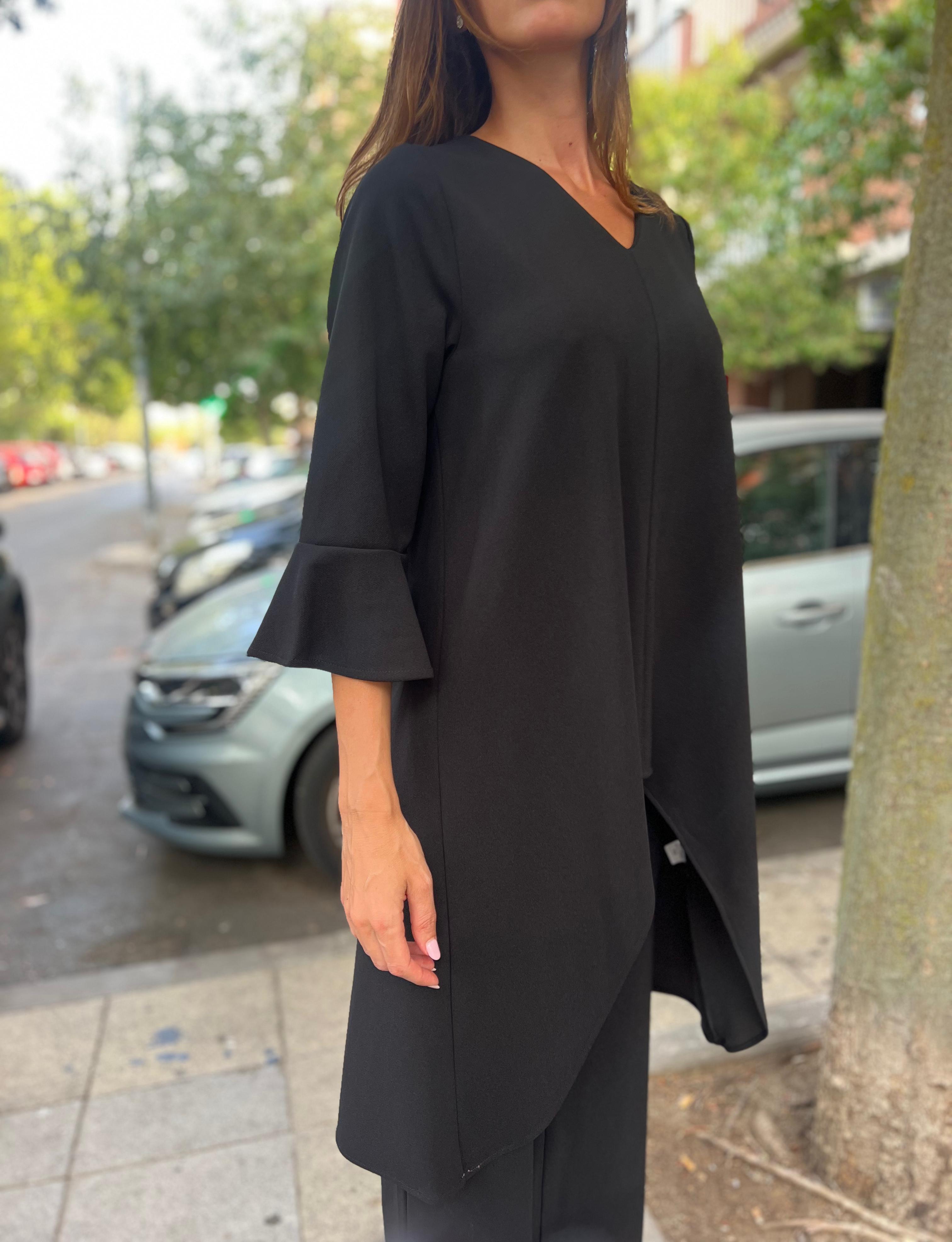 Conjunto túnica larga y pantalón en neocrepe negro