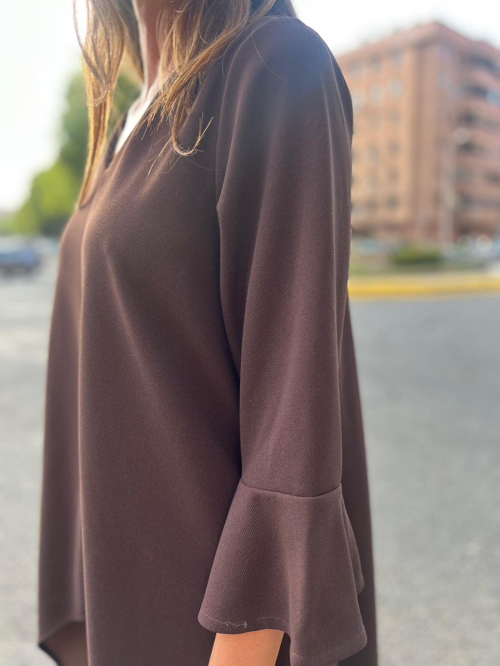 Conjunto túnica larga y pantalón en neocrepe marron chocolate