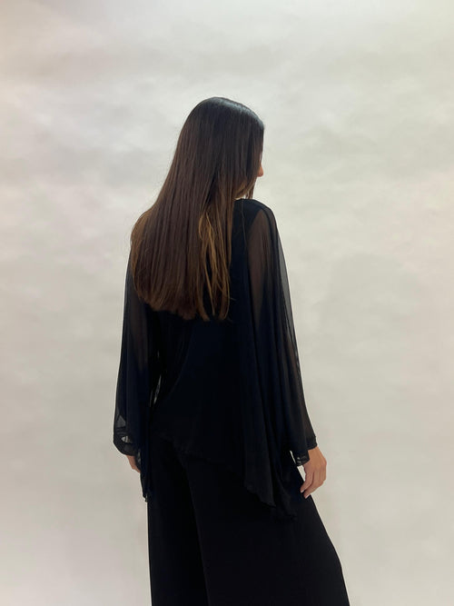 Camiseta Capa de Tul- Elegancia y ligereza en cada movimiento