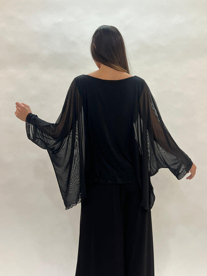 Camiseta Capa de Tul- Elegancia y ligereza en cada movimiento