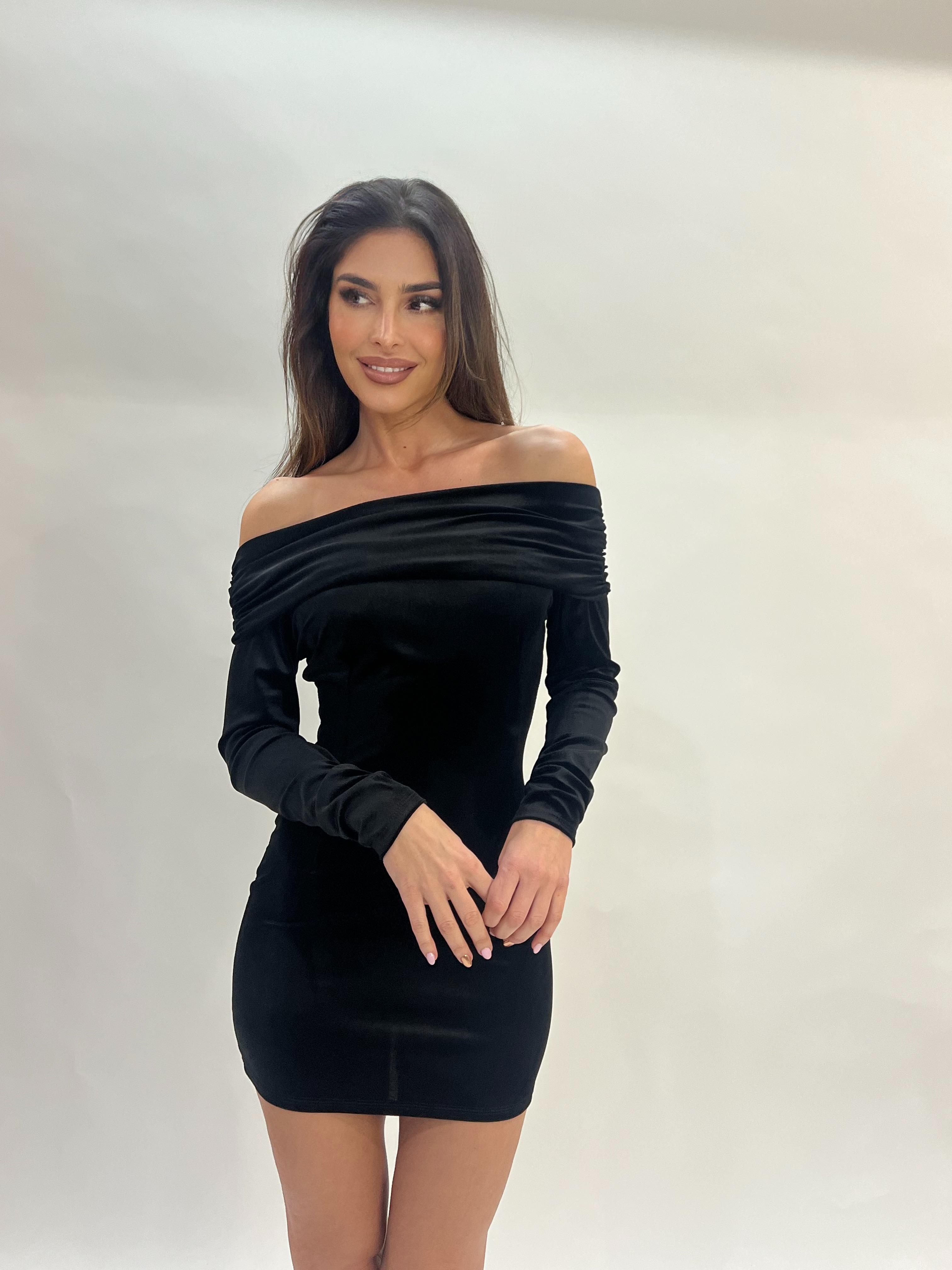 Vestido de Terciopelo Escote Bardot / Talla única