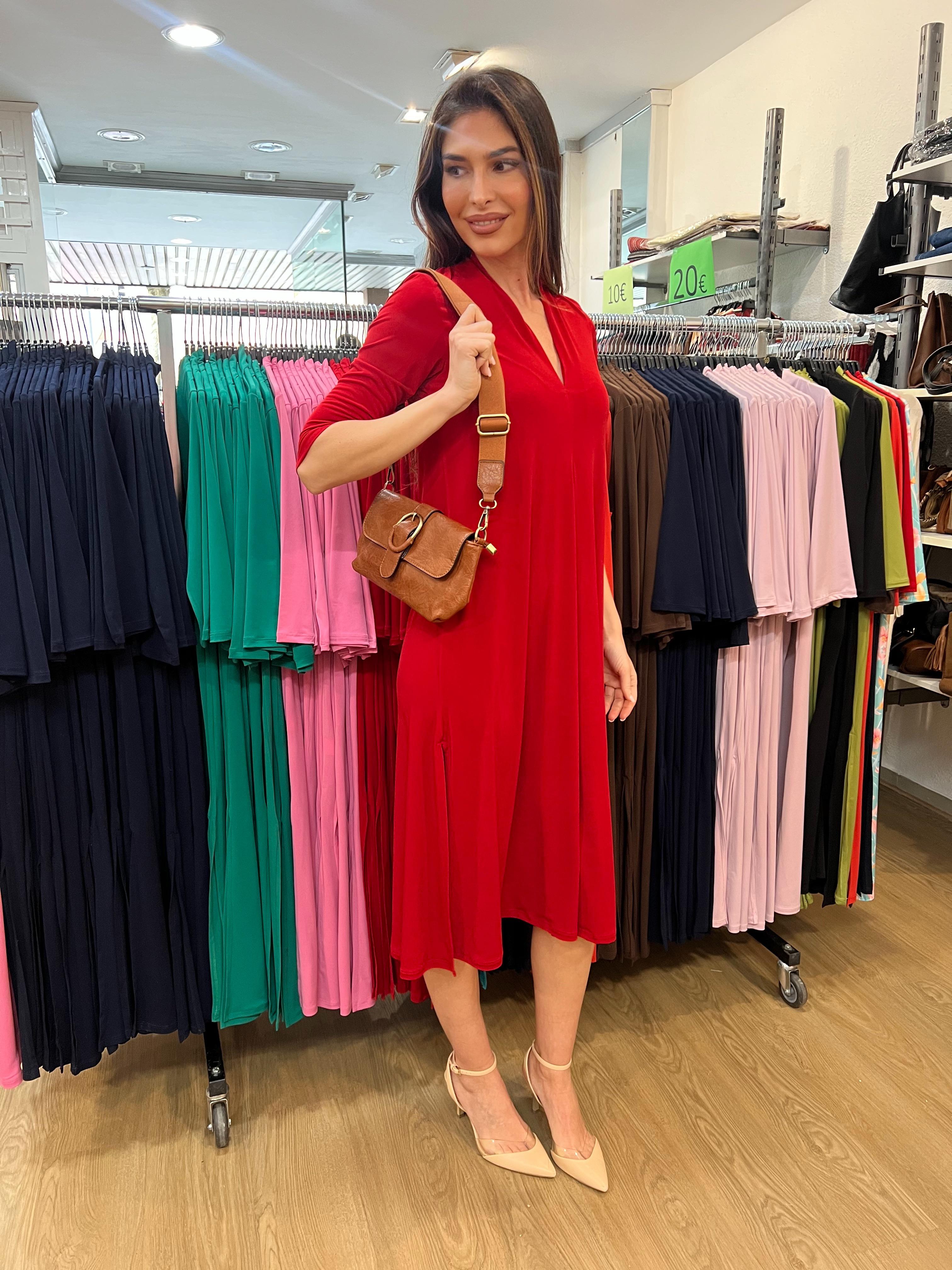 Vestido Midi con pliegue delantero y escote pico liso