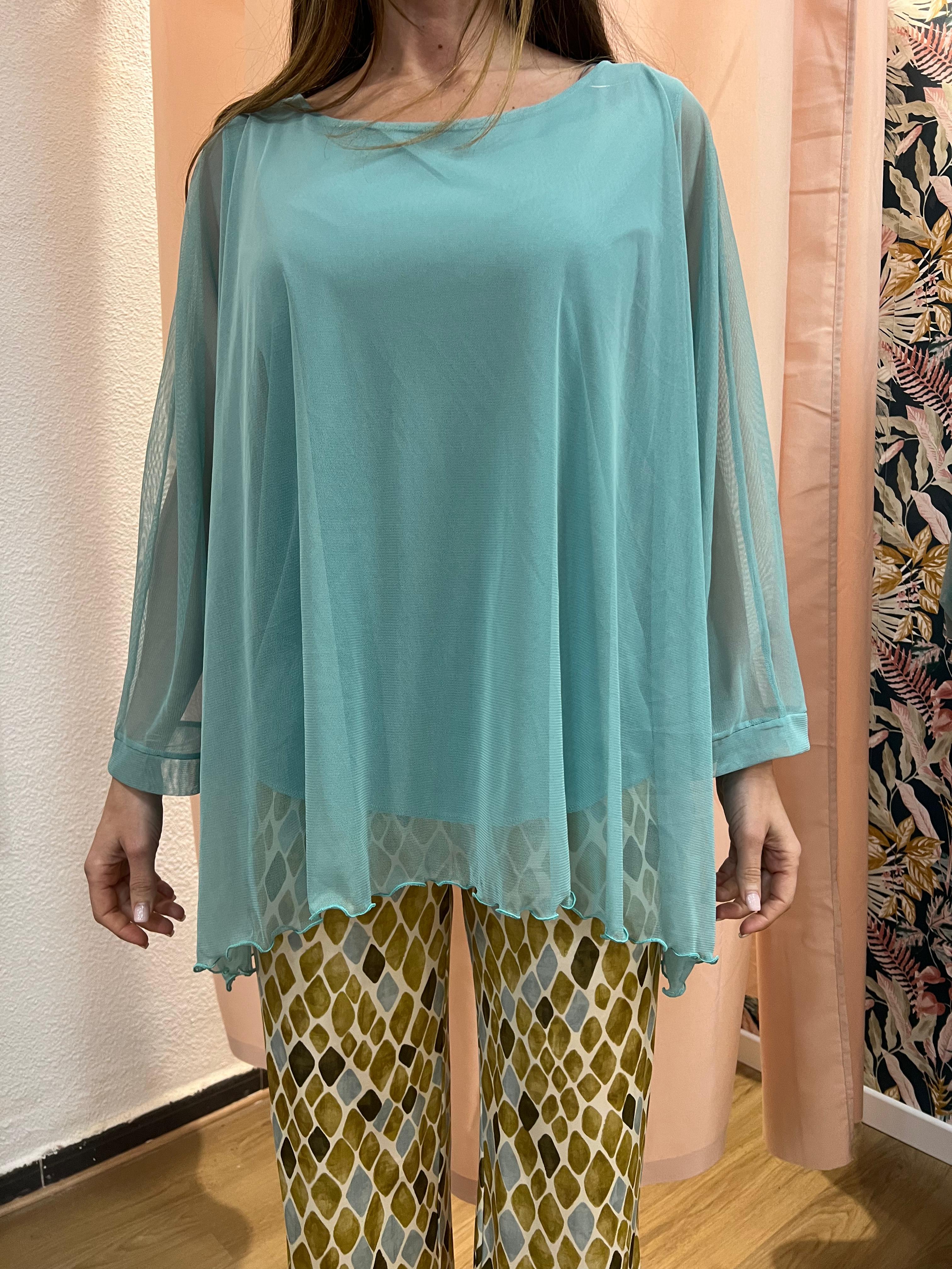 Camiseta Capa de Tul- Elegancia y ligereza en colores