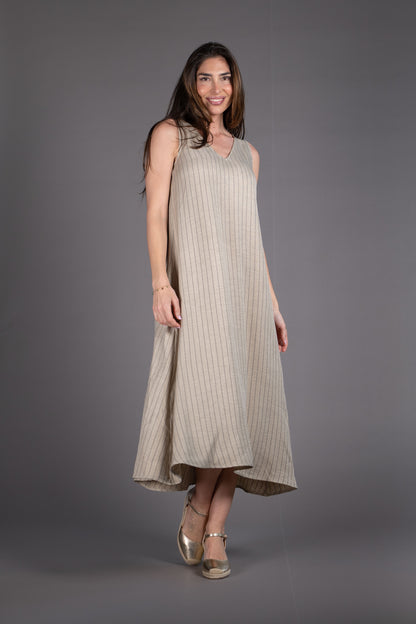 Vestido de tirantes en simil lino rayascolor arena