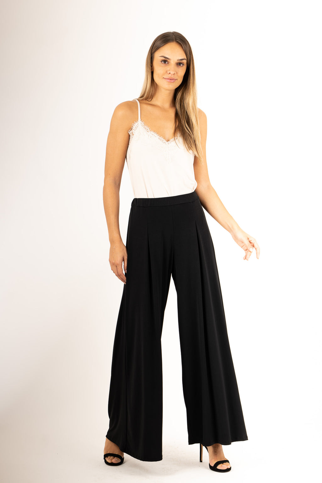 Pantalón palazzo con goma en la cintura negro