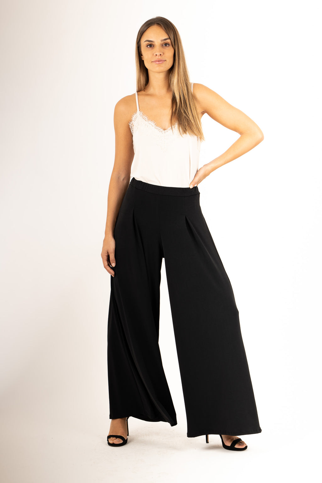 Pantalón palazzo con goma en la cintura negro