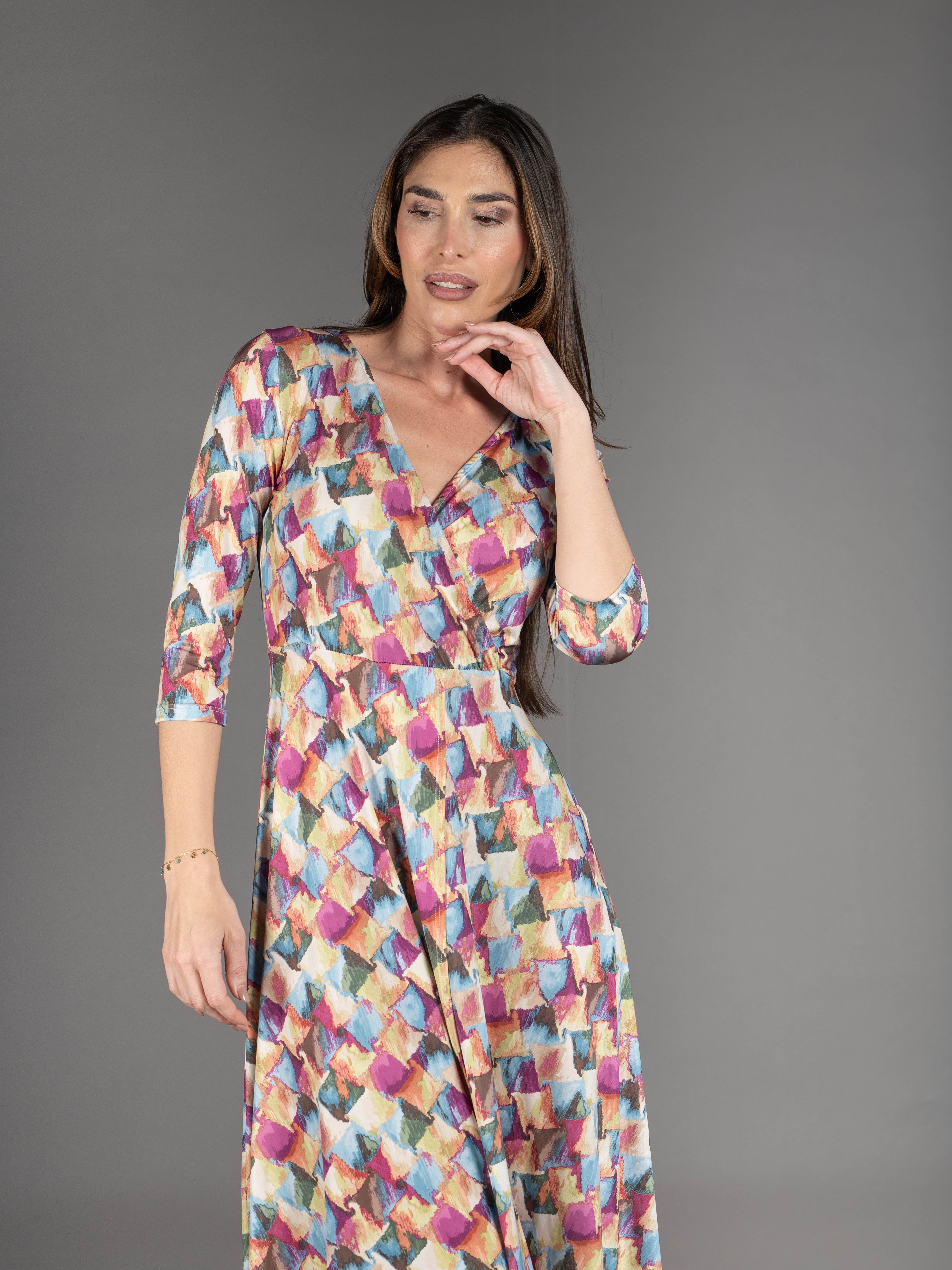 Vestido midi abertura delantera estampado